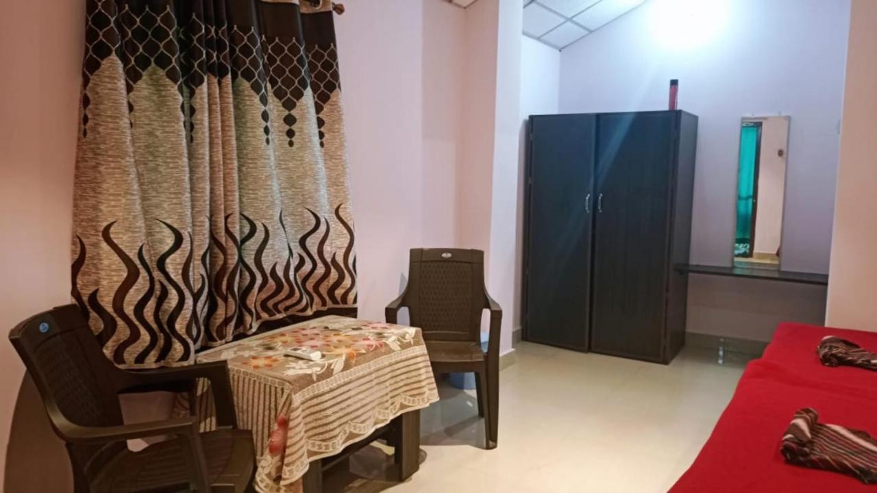 The Leisure Home Stay Shadipur Exterior photo